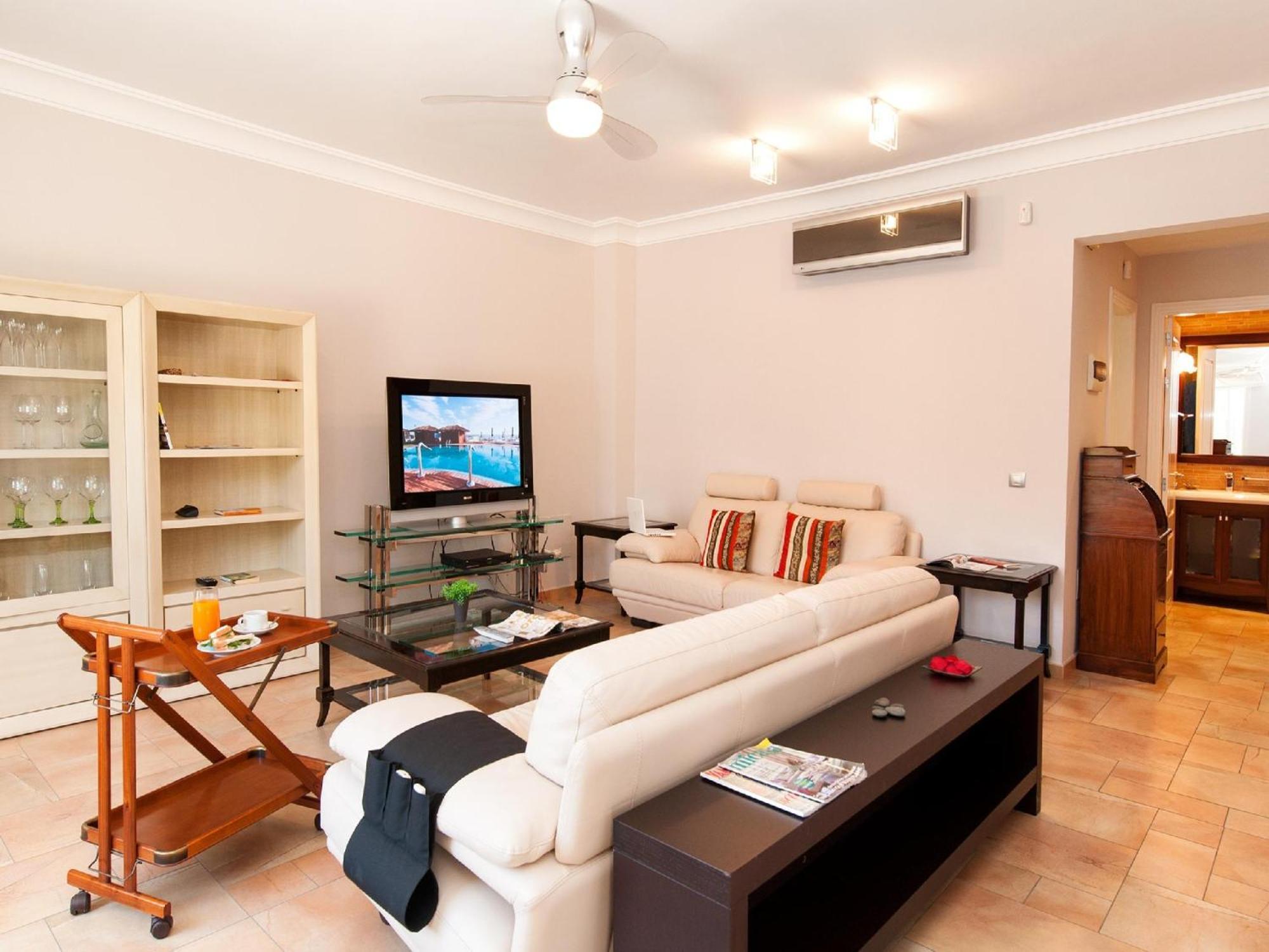 Meloneras Luxury Retreat In Gran Canaria Private Heated Pool Beautiful Terrace Bbq Short Distance From Meloneras And Mapalomas Beach, Villa Las Palmas / Gran Canaria